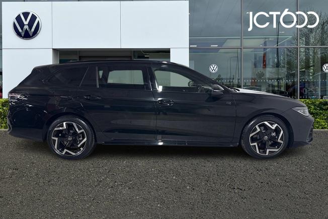 VOLKSWAGEN Passat Photo 4