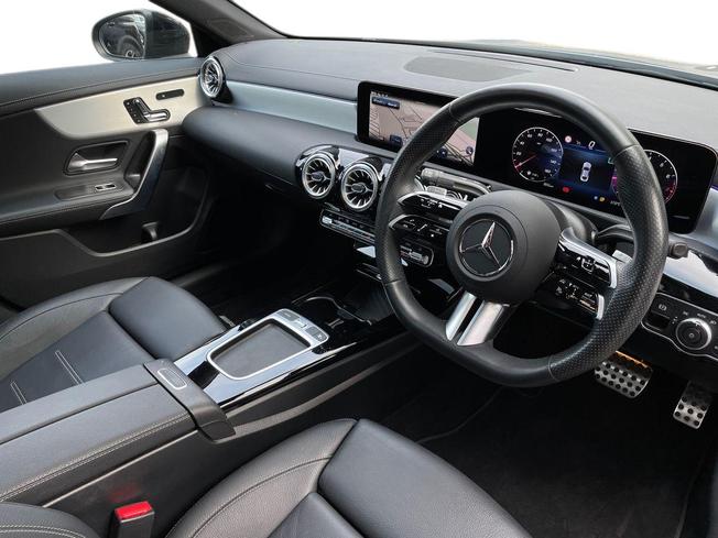 MERCEDES-BENZ CLA Photo 6