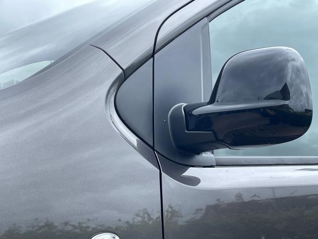VAUXHALL Vivaro Life Electric Photo 22