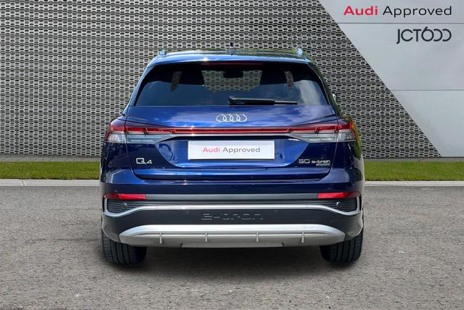 Audi Q4 E-Tron Photo 7