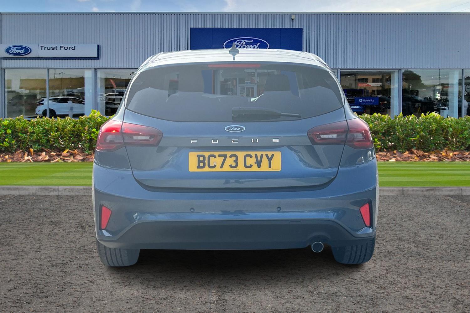Ford FOCUS Photo 6