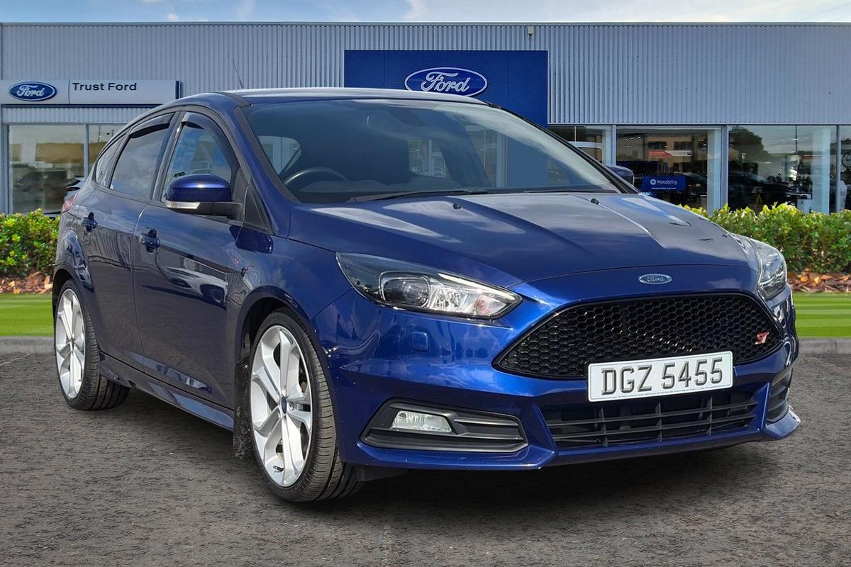 Ford Focus dealer public-web source image