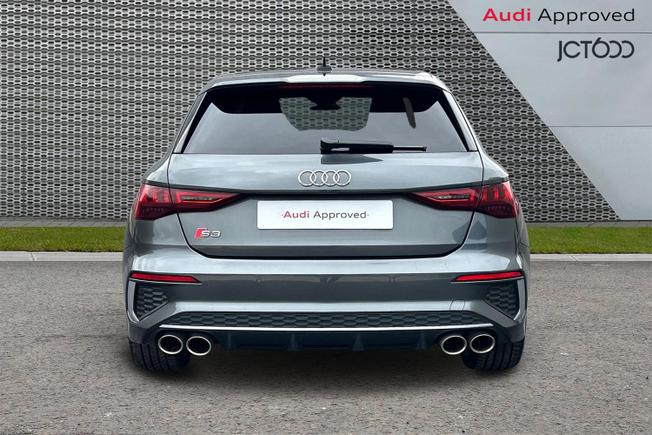 AUDI S3 Photo 7
