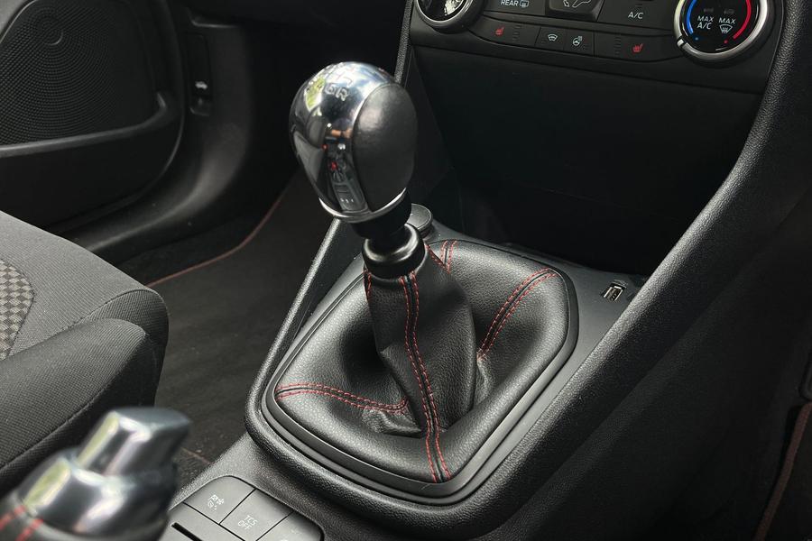 Ford Fiesta Photo autoimg-24fbc6ffb0d48cf6d4f3d71d8cfd2e54af39b5f4.jpg