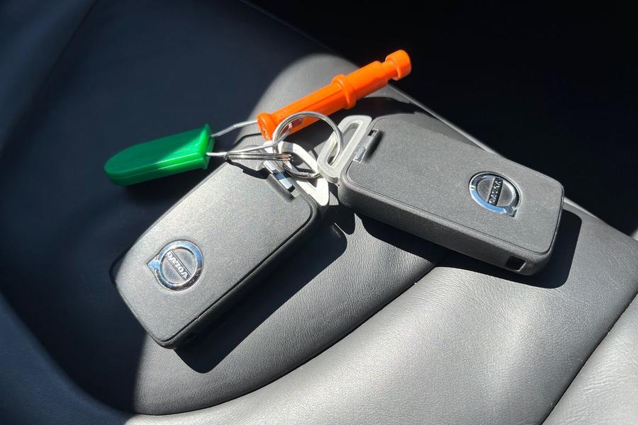 Volvo V40 Photo autoimg-24fc0fcc71f49914f34a7f2320906d5291dda839.jpg