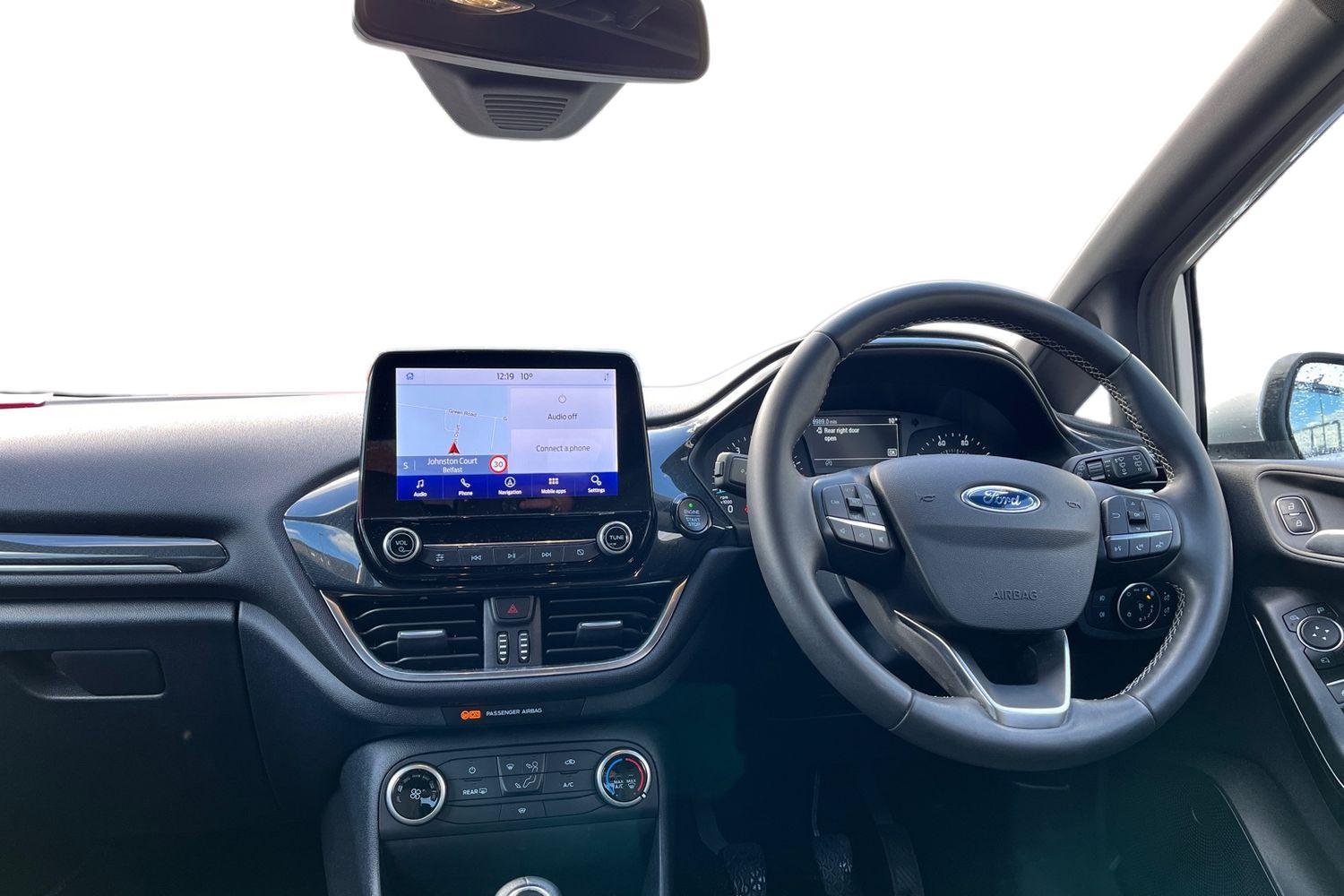 Ford FIESTA Photo 9