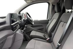 VOLKSWAGEN Transporter Photo 2