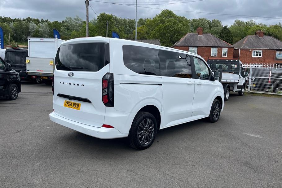 Used Ford TOURNEO CUSTOM YP24MXD 34