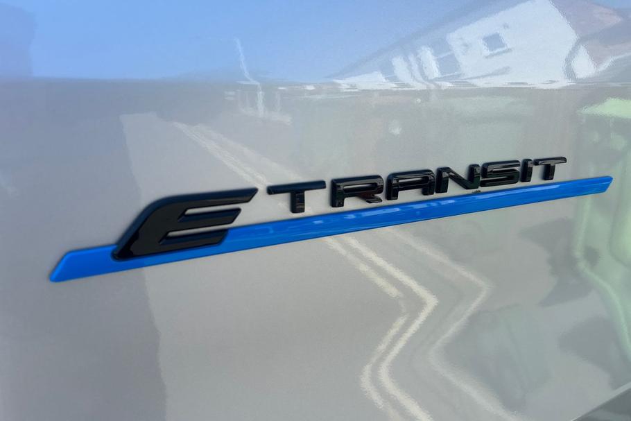Used Ford E-TRANSIT MJ75CVE 20