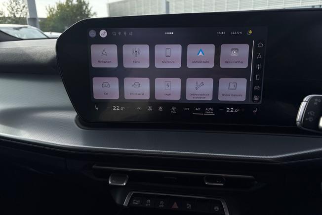 AUDI Q3 Photo 13