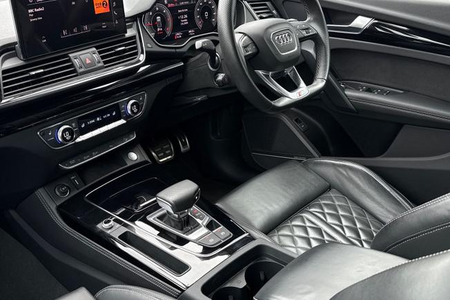 AUDI Q5 Photo 26