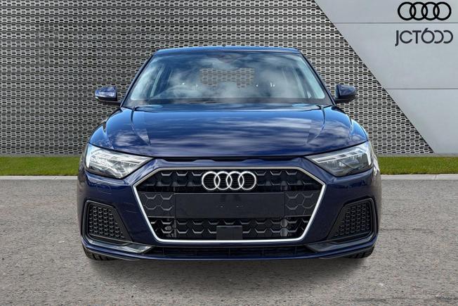 AUDI  A1 Sportback  Photo 8