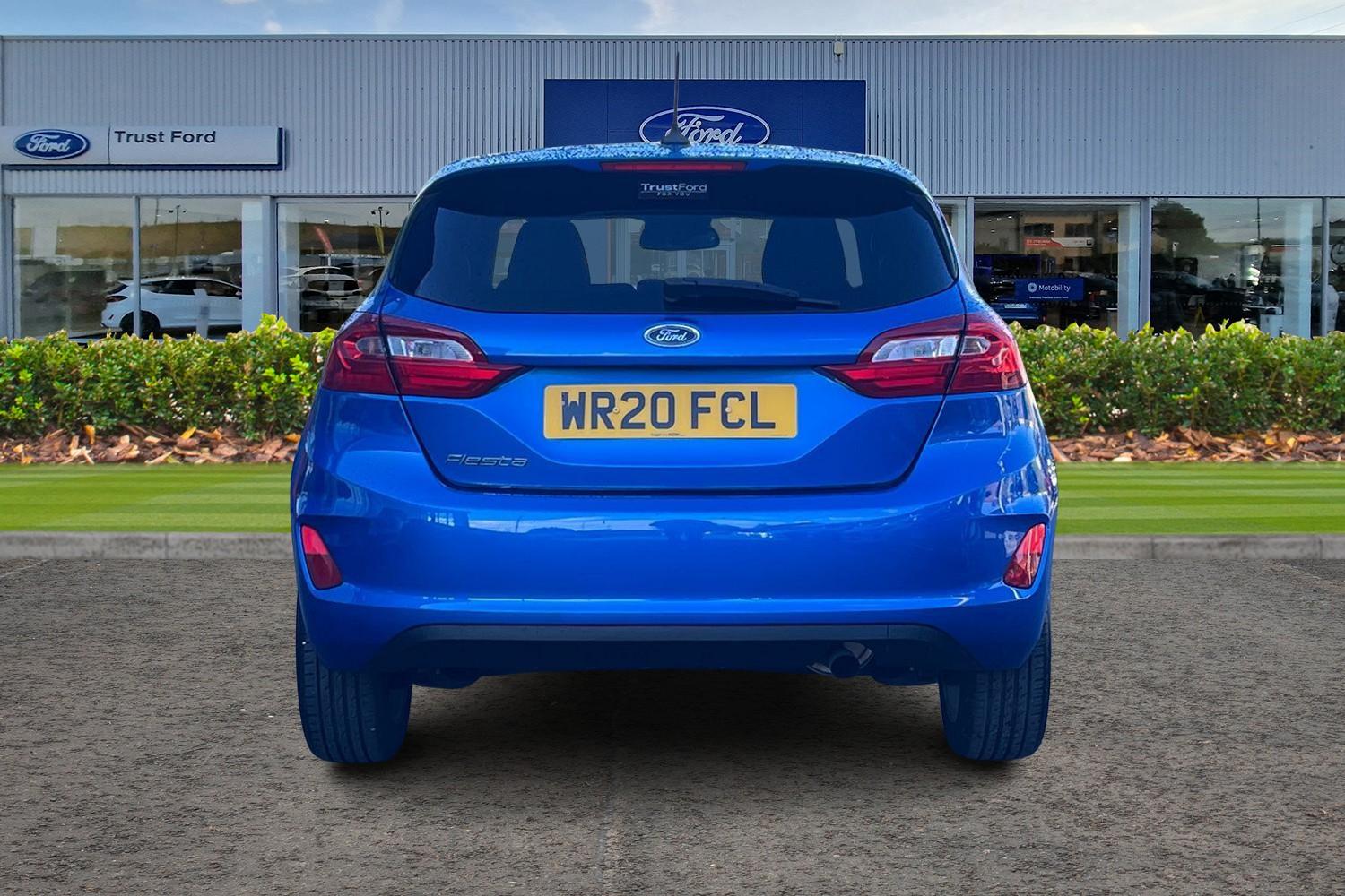 Ford FIESTA Photo 6