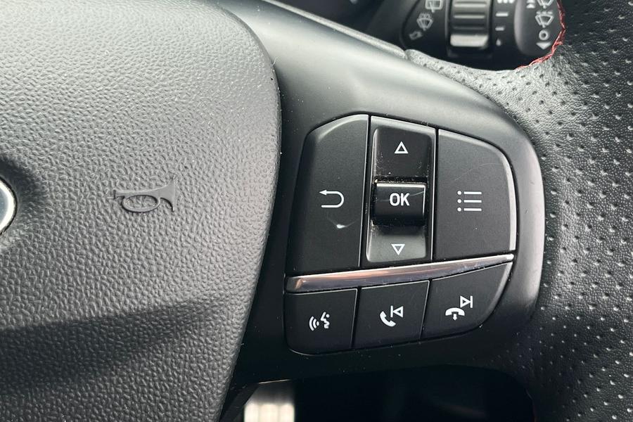 Ford FIESTA Photo autoimg-2529ad3cdb0b2e30c9daa94159be6fea4bb4dcfc.jpg