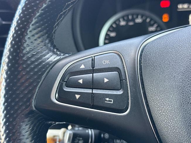Mercedes-Benz Vito Photo 16