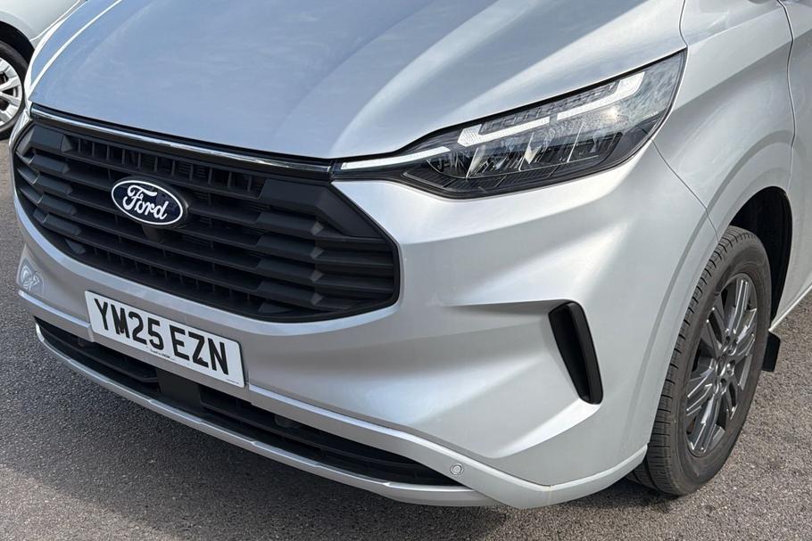 Used Ford TRANSIT CUSTOM YM25EZN 9