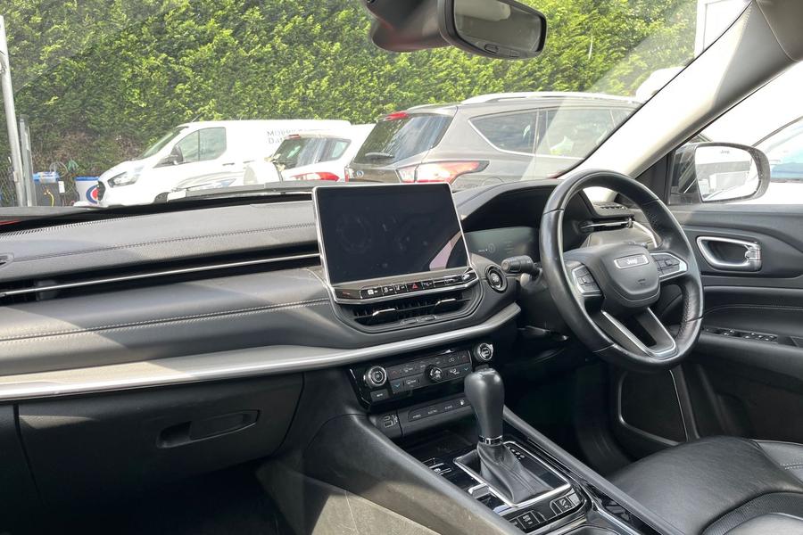 Jeep COMPASS Photo autoimg-25374dd01e30c87e3cca3e40a58087f25e586838.jpg