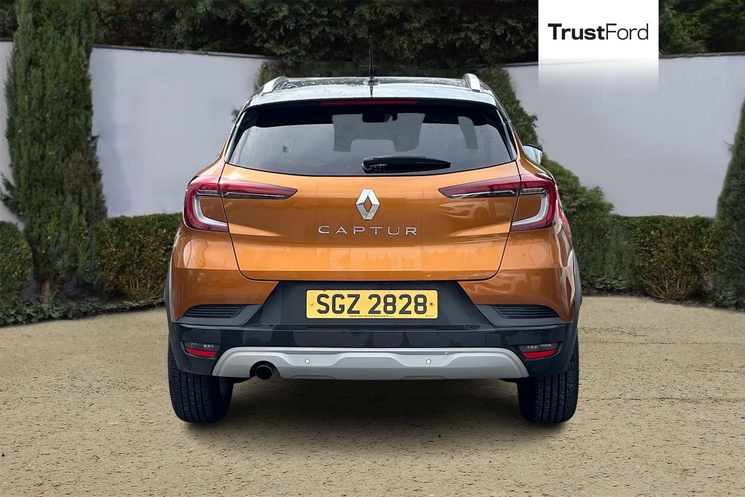 Renault CAPTUR Photo 6