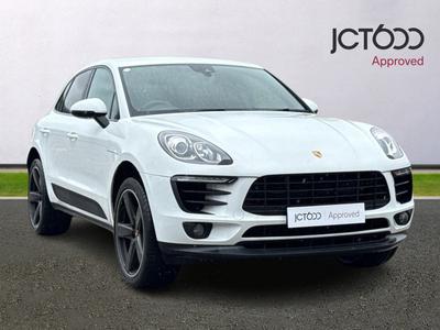 2017 PORSCHE Macan 2.0T SUV 5dr Petrol PDK 4WD Euro 6 (s/s) (252 ps) at JCT600