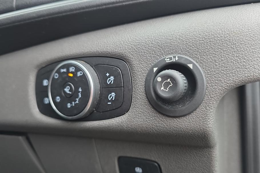 Used FORD TRANSIT WN75GVA 15