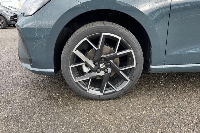 SEAT Ibiza Photo 5