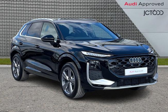 AUDI Q3 Photo 1