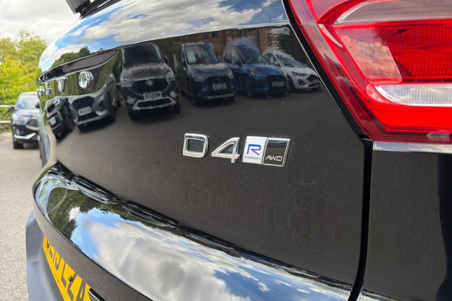 Volvo XC40 Photo autoimg-2546a545afb37974c64146544d50242957a6374b.jpg