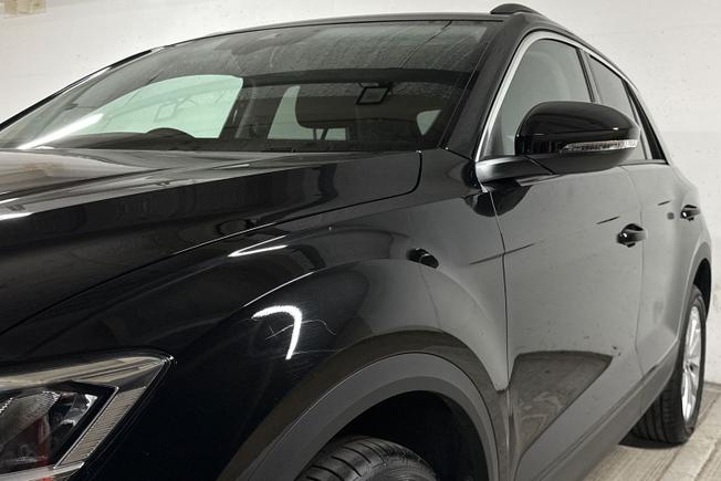 VOLKSWAGEN T-Roc Photo 36