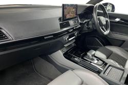Audi Q5 Photo 2