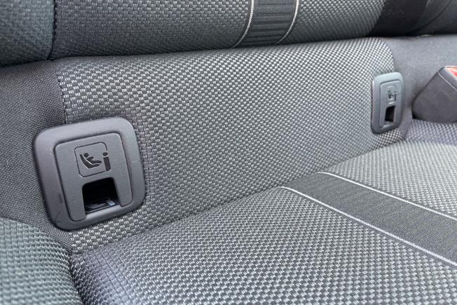 VOLKSWAGEN T-Roc Photo 25