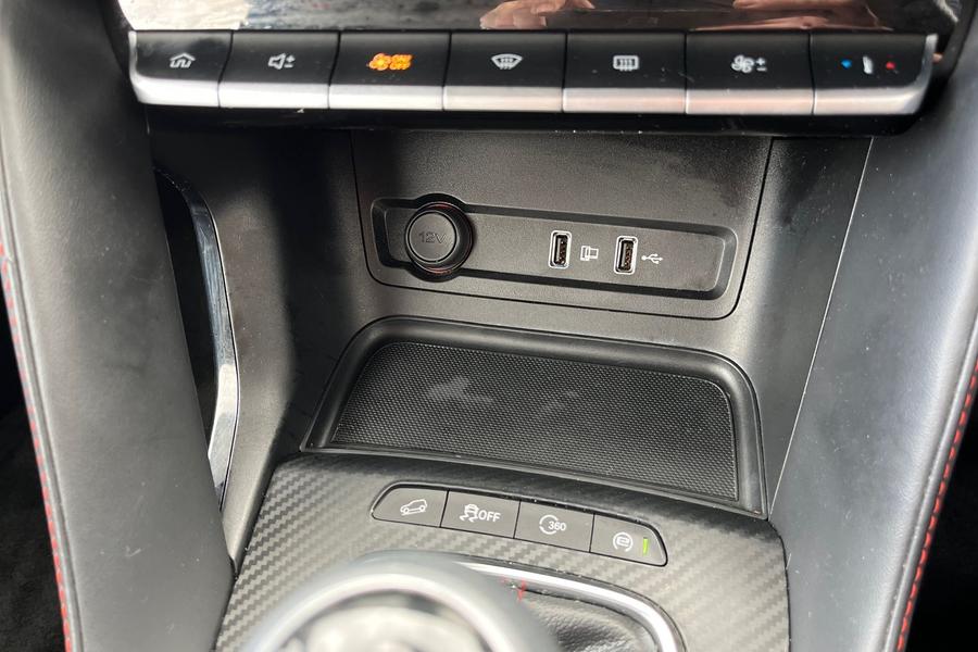 MG ZS Photo autoimg-254b8b37425bd3b9027fe51a24d7bba3567ca112.jpg