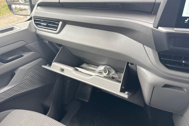 VOLKSWAGEN Transporter Photo 44