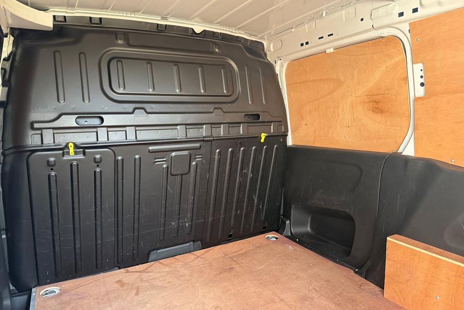 Used Citroen Berlingo MH23DJZ 39