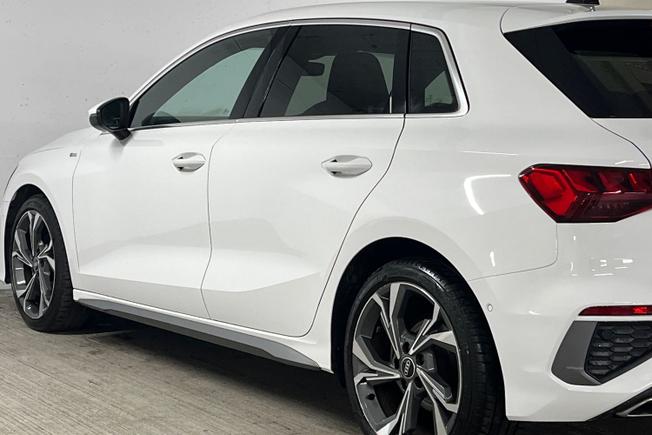 AUDI A3 Photo 33