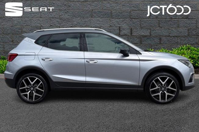 SEAT Arona Photo 4