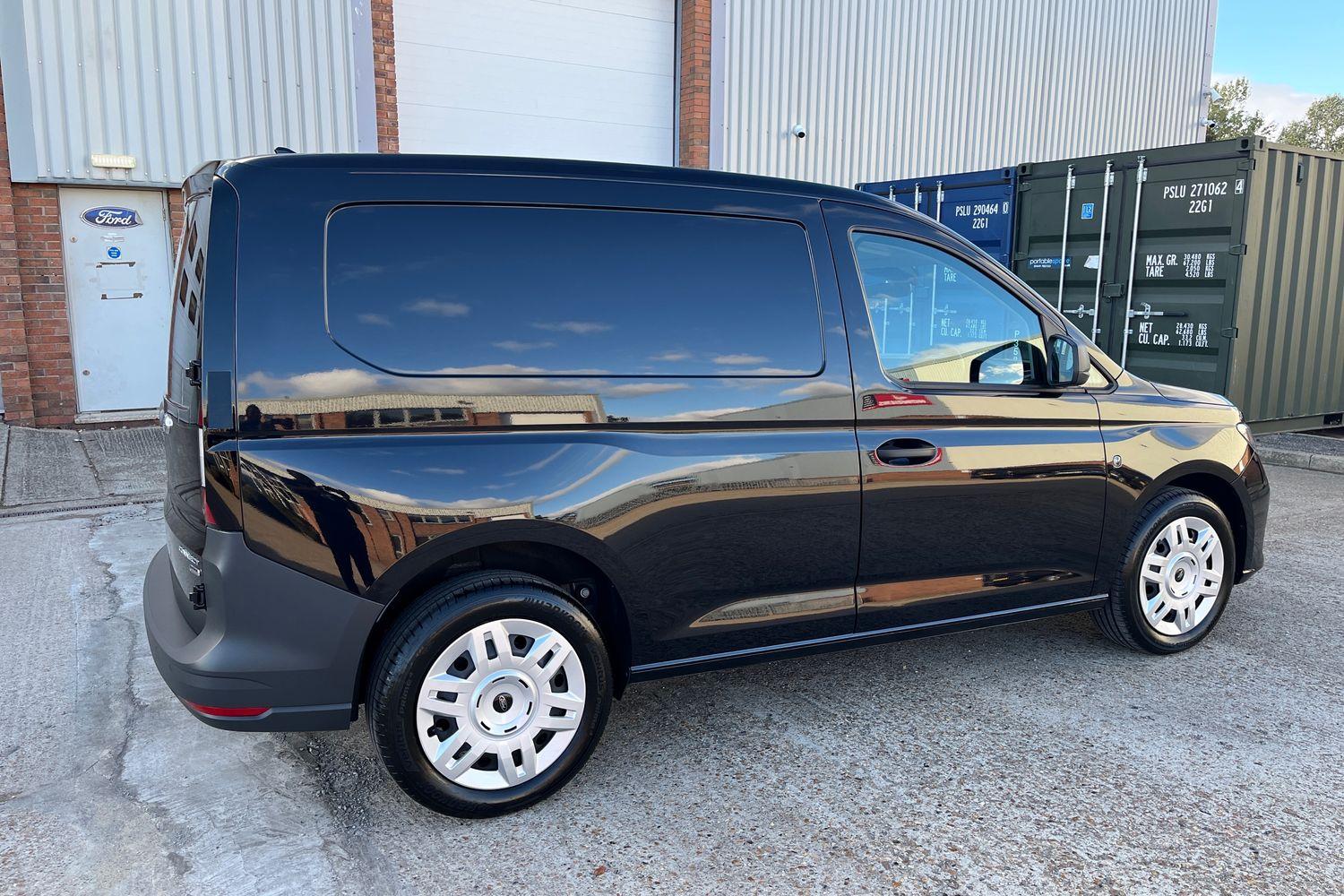 Ford TRANSIT CONNECT Photo 6