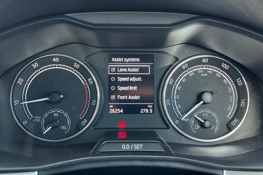 Skoda Kamiq Photo autoimg-2556b0226fefa83761e127422b73b3d79f5c63fe.jpg