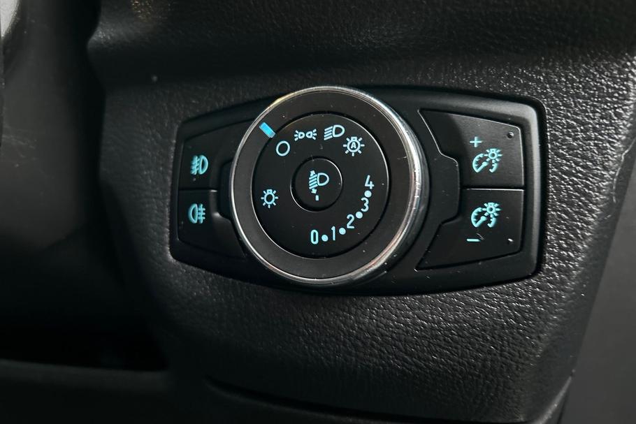 Used Ford TRANSIT COURIER 32