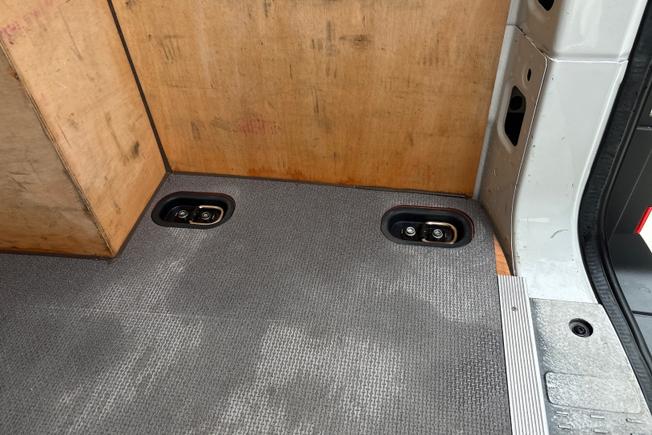 VOLKSWAGEN Crafter Photo 30