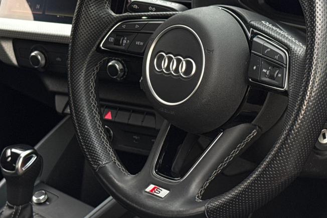 AUDI A1 Photo 42