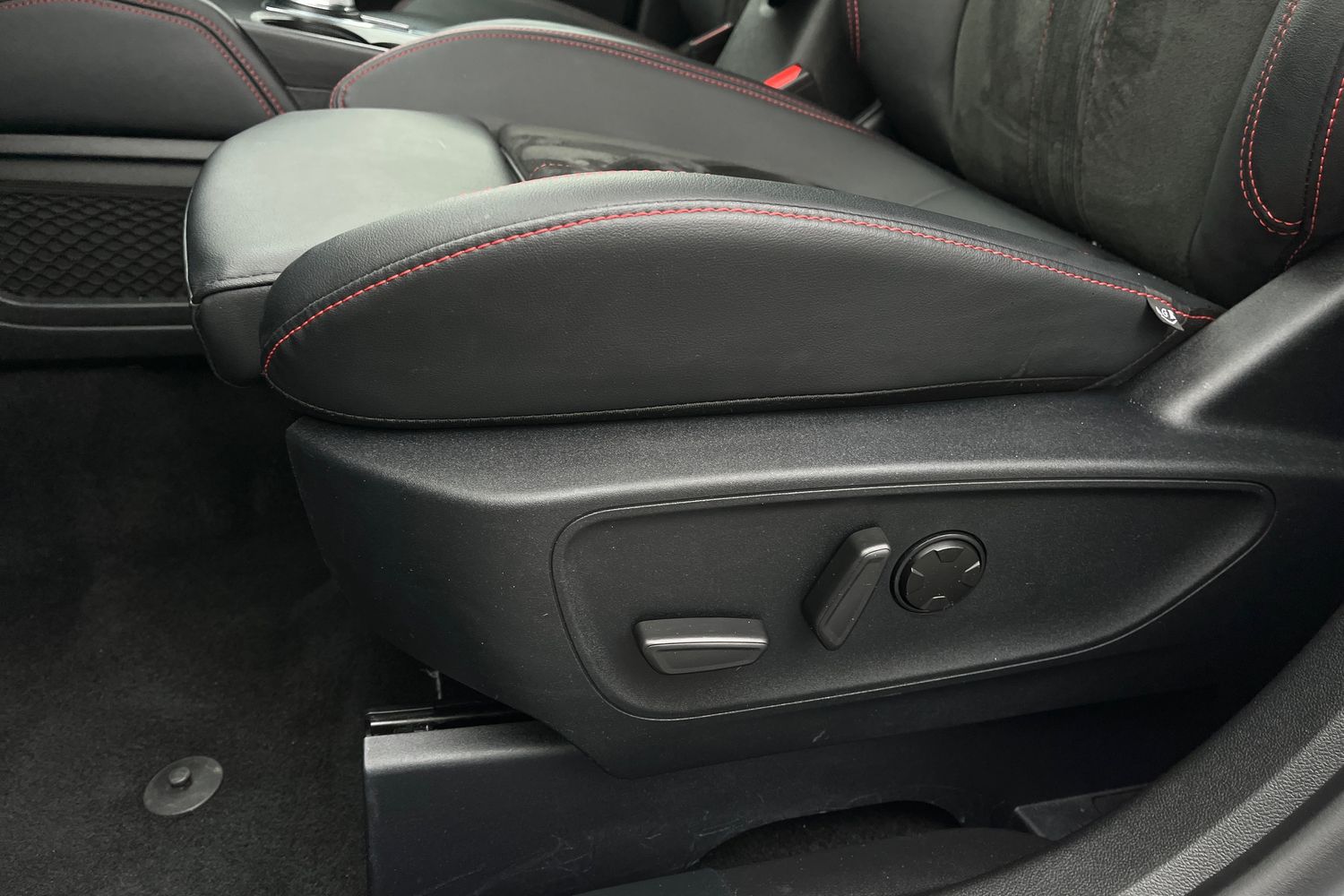 Ford KUGA Photo 23