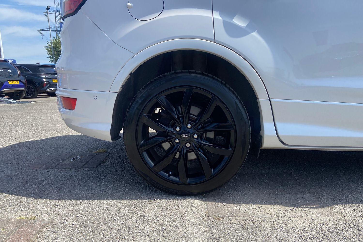 Ford Kuga Photo 7
