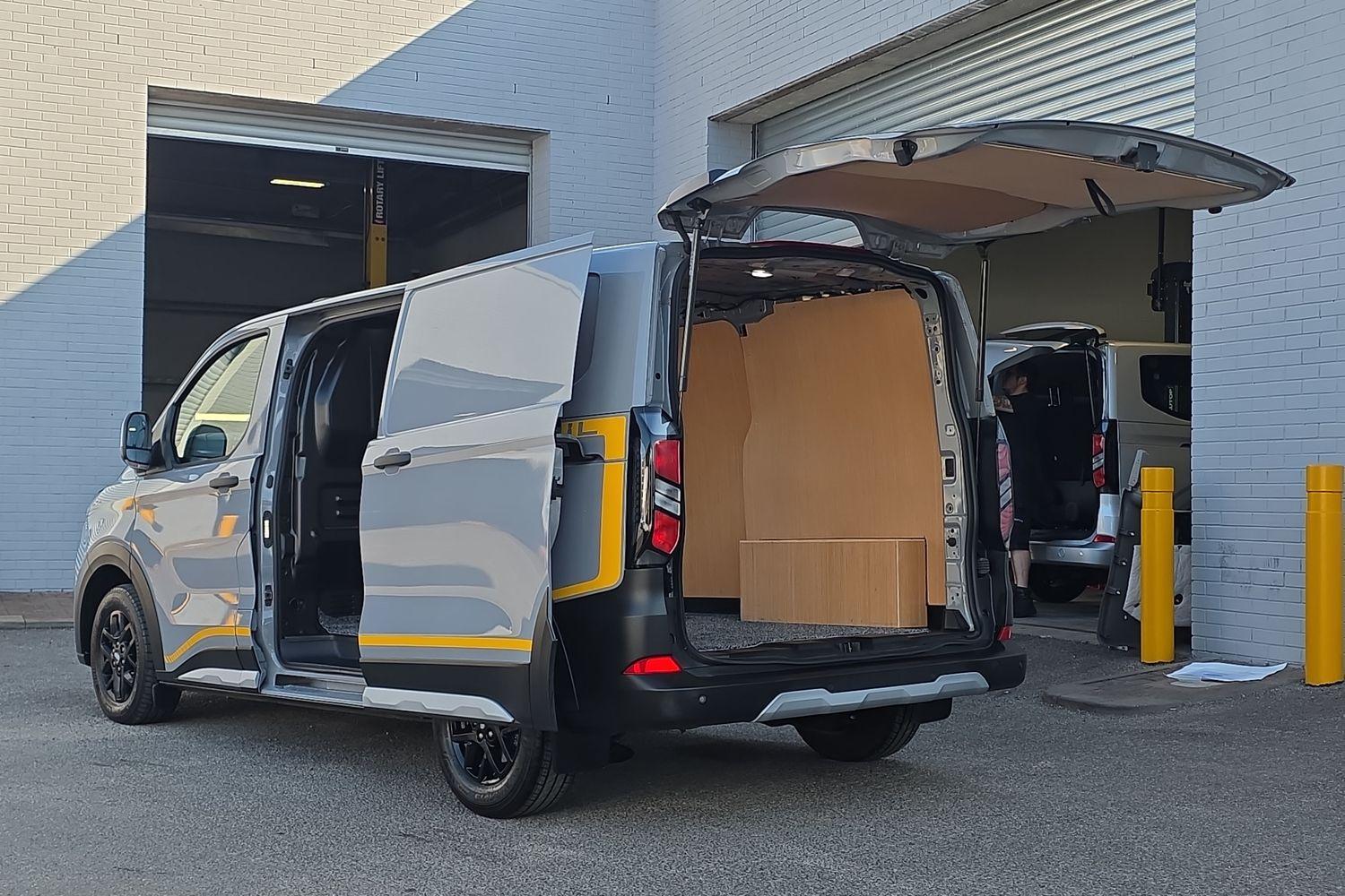 Ford TRANSIT CUSTOM Photo 6