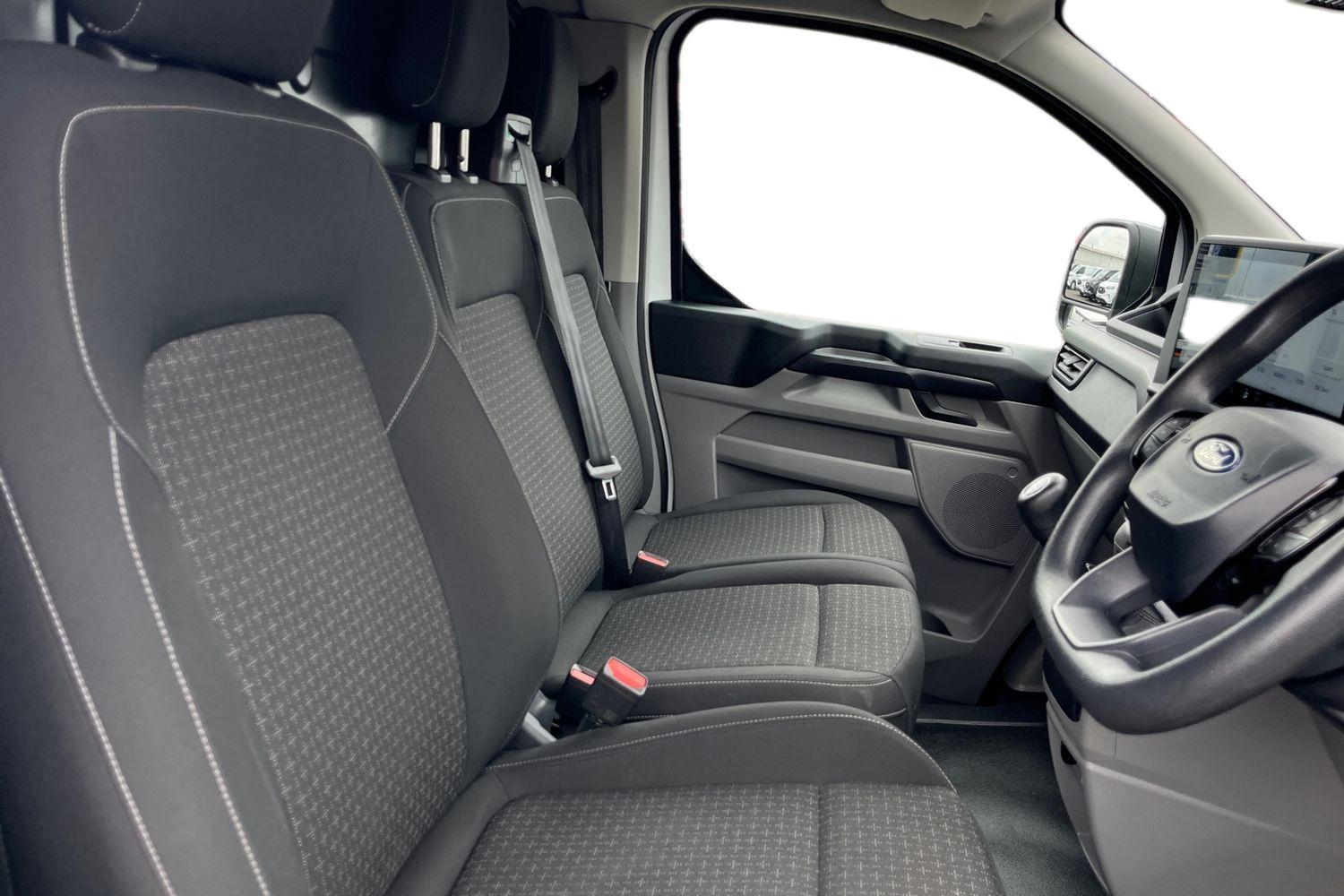 Ford TRANSIT CUSTOM Photo 10