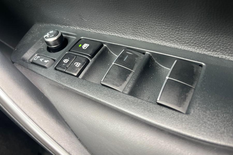 Toyota Corolla Photo autoimg-2565c847fba88f625be6583e4893c9c39dab7413.jpg