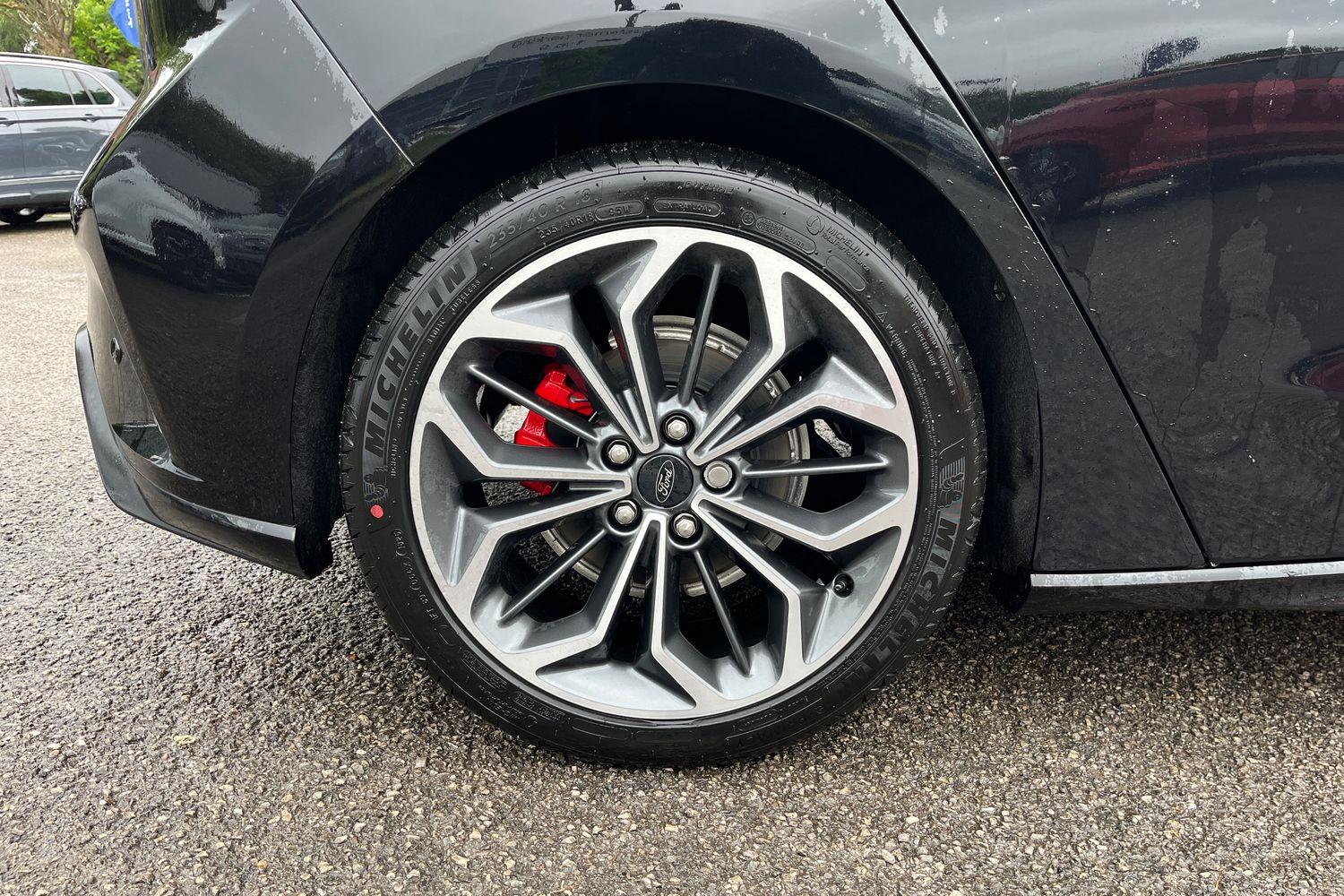 Ford Focus Photo 7