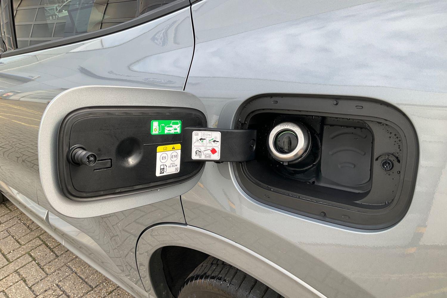 Ford Kuga Photo 24