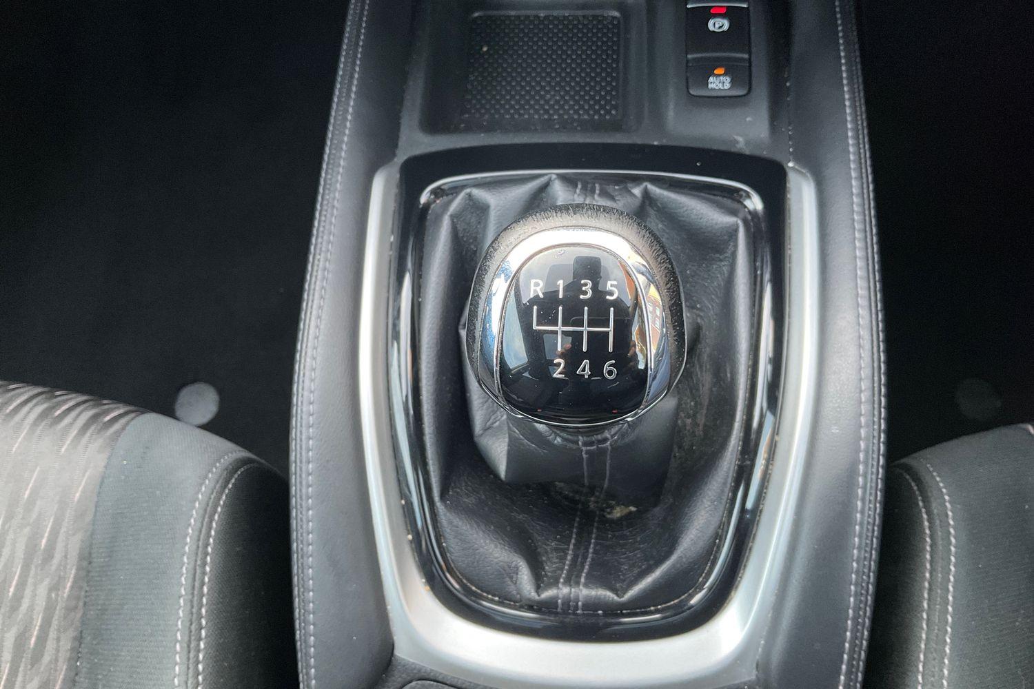 Nissan X-TRAIL Photo 28