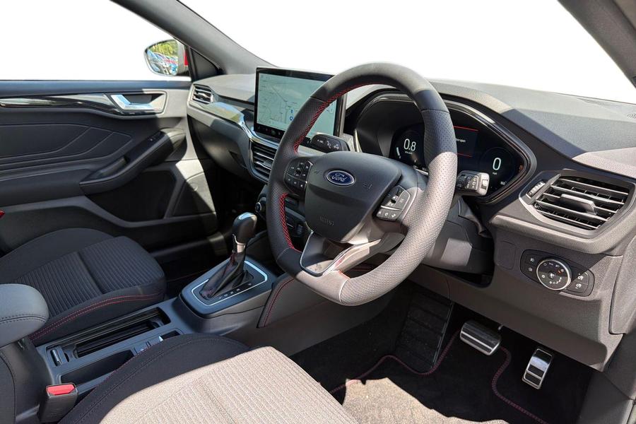 Ford FOCUS Photo autoimg-256d725ffcdab030e36c992d4f4fa242d6f00d09.jpg