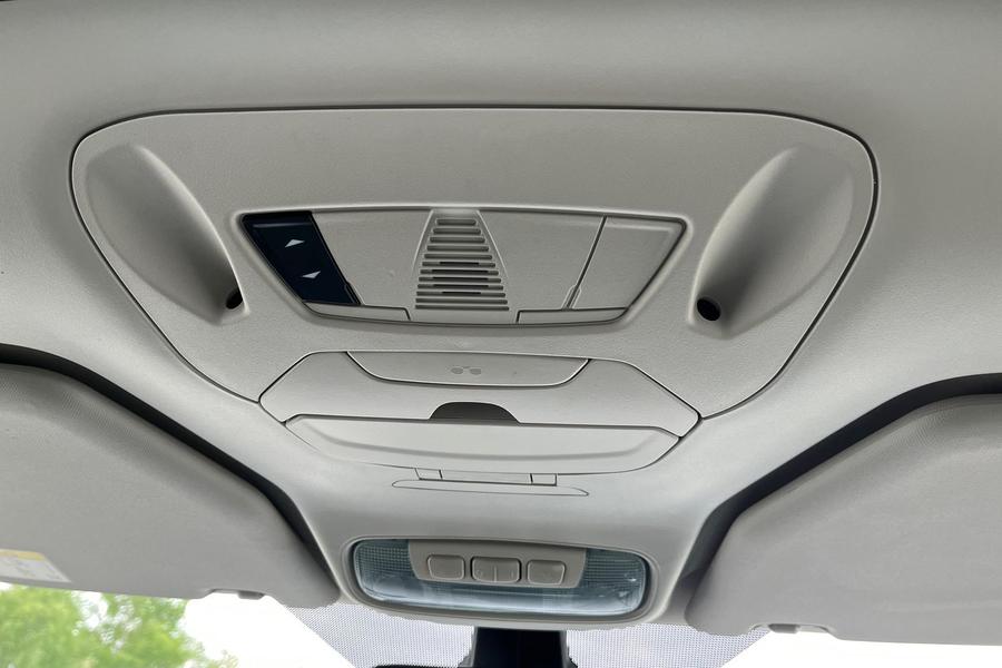 Ford GRAND TOURNEO CONNECT Photo autoimg-25718f727bbe2559fe33bb1218a412b8a9d2e839.jpg